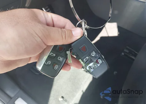 2017 Land Rover Discovery Hse Luxury z USA, uszkodzony, nr VIN SALRHBBV1HA023094